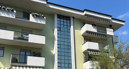 Elegant apartment in quiet residential area 5 min. from the center