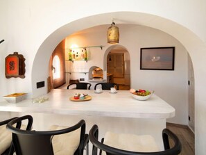 Villa, 6 chambres, terrasse | Restauration