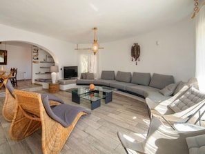 Villa, 6 Schlafzimmer, Terrasse | Wohnbereich