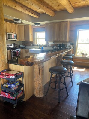 Fridge, microwave, oven, stovetop - Peace Place in Beautiful Pagosa (Pagosa Springs)