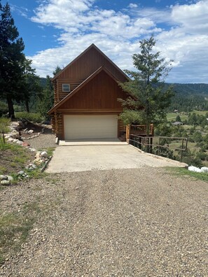 Property grounds - Peace Place in Beautiful Pagosa (Pagosa Springs)