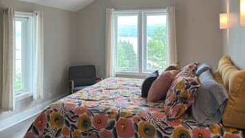 3 chambres, fer et planche Ă repasser, Wi-Fi, draps fournis