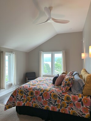 3 soverom, strykejern/-brett, wi-fi og sengetøy