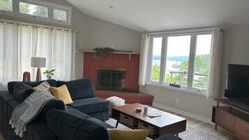 TV connectée, cheminée