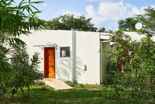 Exterior - IGWARA LODGE (Karuma)