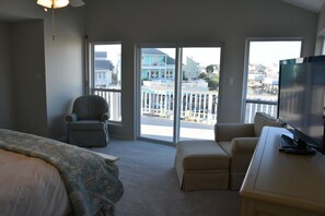 4 bedrooms, free WiFi, bed sheets