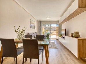 House, 3 Bedrooms, Terrace | Interior
