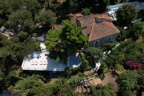 Exterior - La Casa del Nespolo - Cola&Caterina Suite w/ Seaview Pool, Sunset Terrace & RHIB (Scafa)