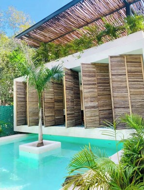 Pool - Heart Fire Glass Treehouse: 
Sanctuary Space  for Couples & Solo Travelers (Tulum)