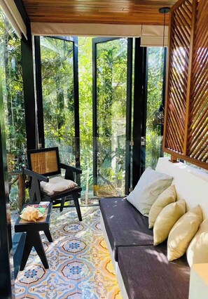 Living area - Heart Fire Glass Treehouse: 
Sanctuary Space  for Couples & Solo Travelers (Tulum)