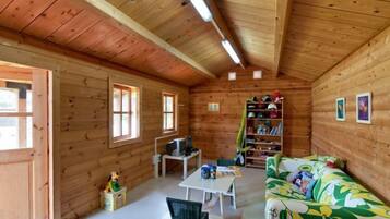 Vila, beberapa kamar | Area anak-anak