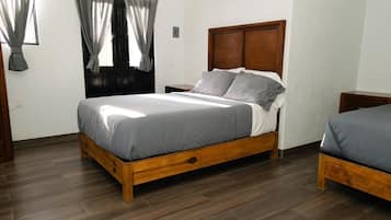 Doppelzimmer, Balkon, Stadtblick | Kostenloses WLAN