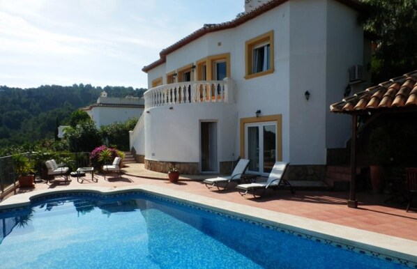 Villa | Pool | Outdoor pool