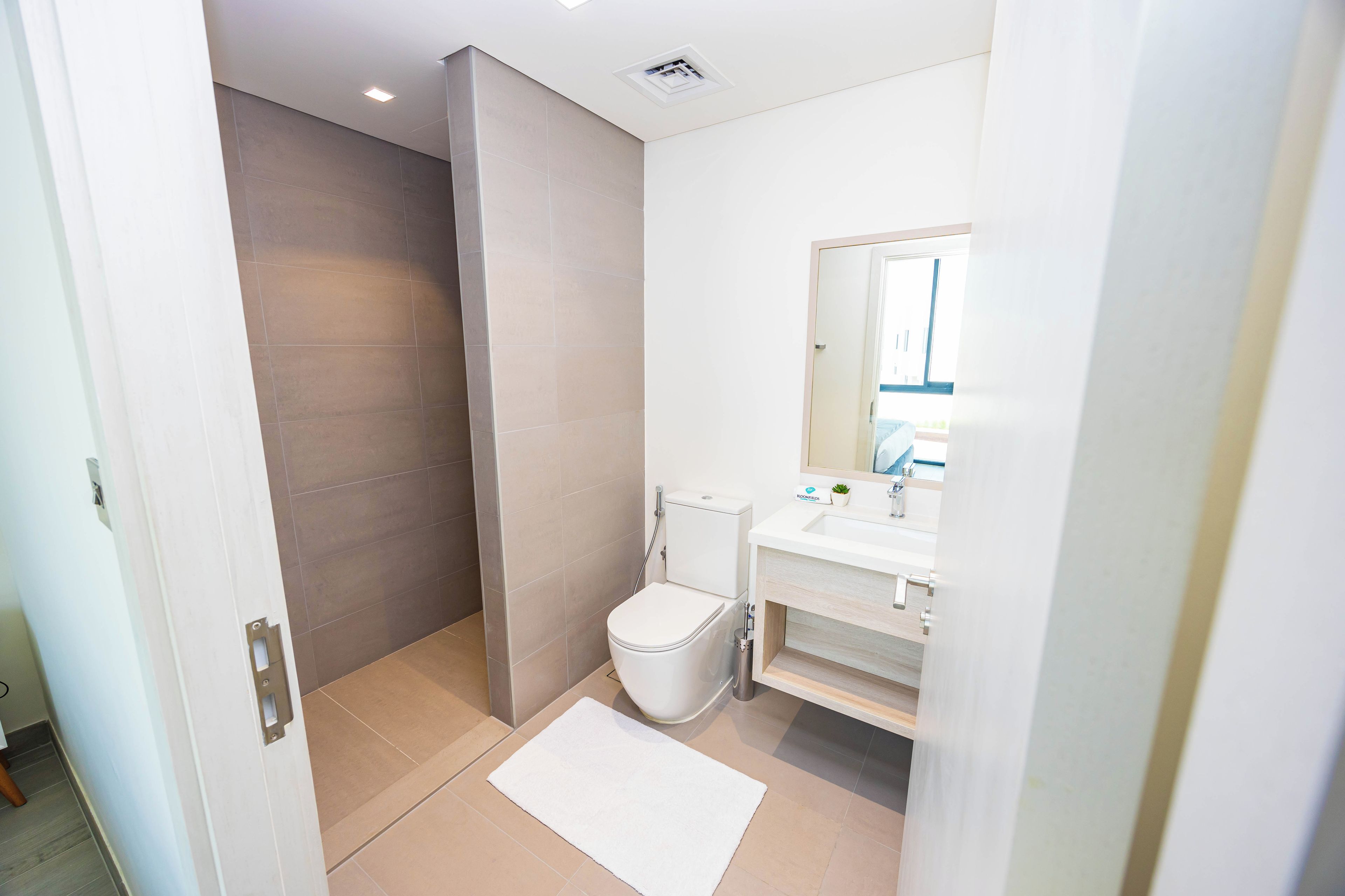Family Villa, City View | Bathroom