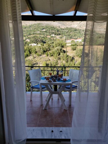 Myrtos Cottages Euterpi