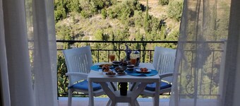 Myrtos Cottages Euterpi