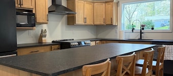 Harris Hideaway Brand New Barn-dominium Norris Lake with Private Dock