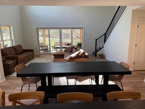 Smart TV, ping pong, books