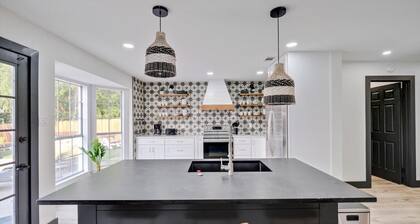 Dallas 5BR| Pool,BBQ,Fire pit, playground