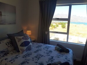Apartment, 3 Bedrooms, Balcony, Garden View | 3 bedrooms - Golfbeach Luxury Self Catering Apartment (Cape Town)