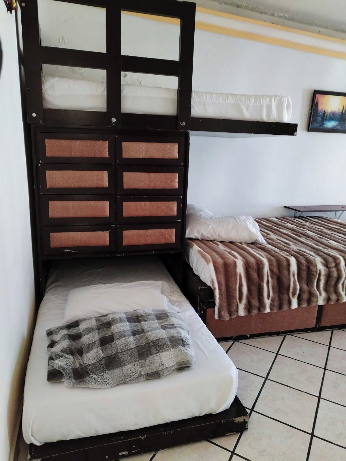 4 habitaciones, wifi y ropa de cama 