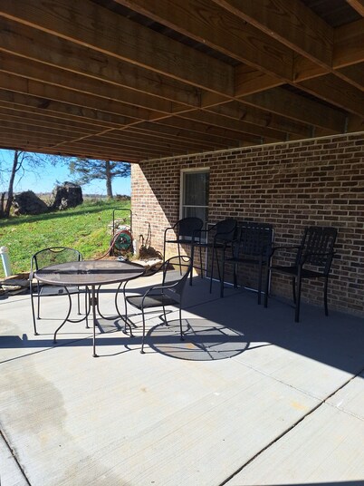 Rock Ridge View--1 bed apartment with fabulous view in Harrisonburg