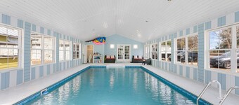 Outdoorsmen Retreat: Indoor pool, Spa, fire pits, Bed& Breakfast, Peaceful