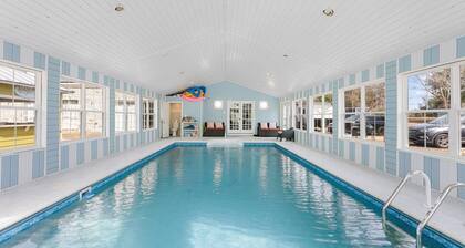 Outdoorsmen Retreat: Indoor pool, Spa, fire pits, Bed& Breakfast, Peaceful