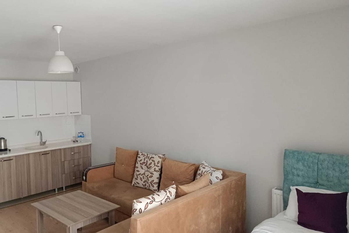 Chambre quadruple Confort, vue sur la cour intérieure | Accès au Wi-Fi (inclus)