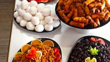 Frukostbuffé varje dag (TRY 350 per person)