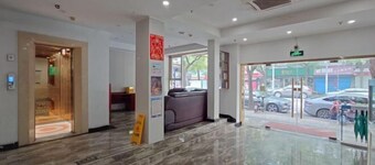 Shangji Hotel (Waigaoqiao Bonded Area North Metro Station Branch)