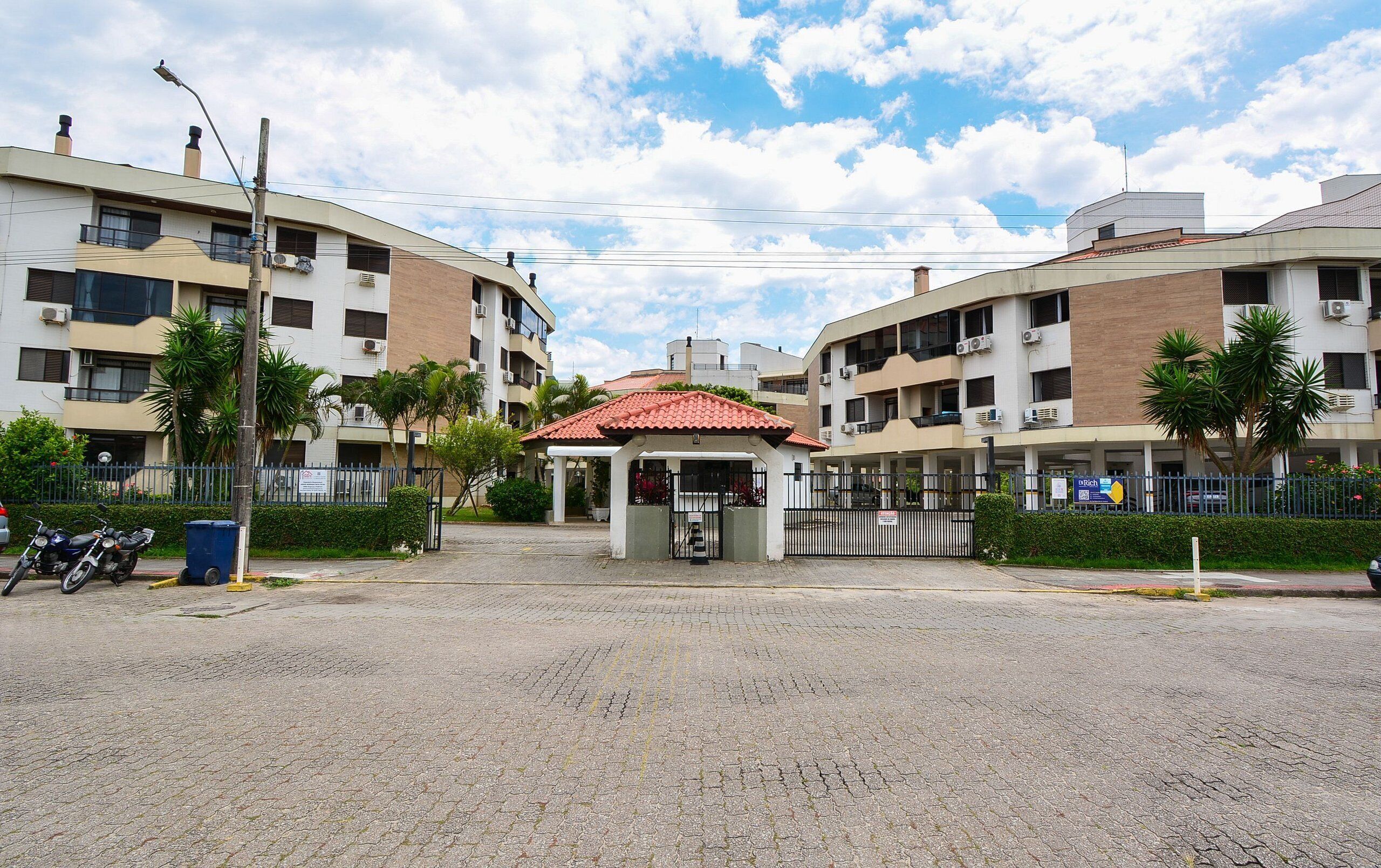 Apartment | Exterior