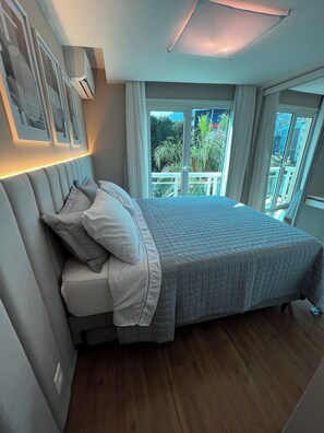 Deluxe Apartment, 2 Bedrooms, Kitchen, Mountain View | 2 bedrooms, Egyptian cotton sheets, premium bedding, blackout drapes