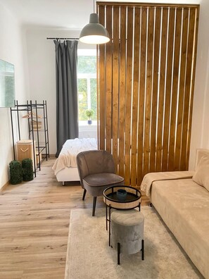 1 bedroom, WiFi, bed sheets