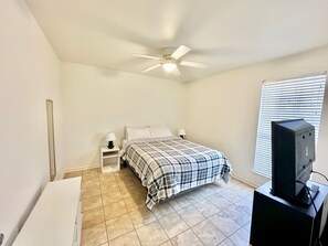 2 bedrooms, WiFi, bed sheets