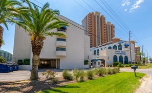 Exterior - Sugar Beach 221 | 4 Beachfront Pools & Snack Bar | My Beach Getaways (Orange Beach)