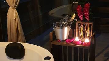 Comfort Chalet, Ocean View | Living area