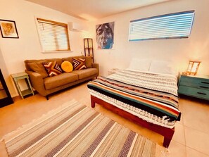 3 Schlafzimmer, Schreibtisch, Bügeleisen/Bügelbrett, WLAN
