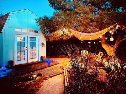 Stunning 3-Bed/2-Bath Villa with Hot Tub, Pool, & Garden in Joshua Tree