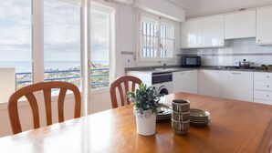 Unclassified image, 4 of 12, button - Global Karina - By Global Rental Holidays 8427 (Peniscola)