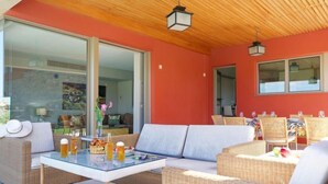 Villa, 5 Bedrooms | Outdoor dining - Global Piedra Amarilla 6p 8437 (San Bartolomé de Tirajana)