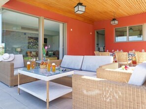 Villa, 5 Bedrooms | Outdoor dining - Global Piedra Amarilla 6p 8437 (San Bartolomé de Tirajana)