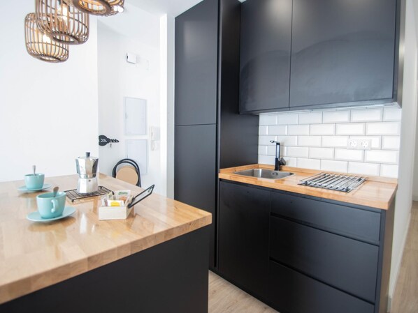 Fridge, microwave, coffee/tea maker, toaster