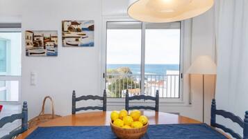 House, 3 Bedrooms, Terrace | Balcony