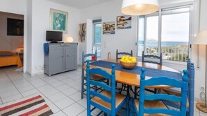 House, 3 Bedrooms, Terrace | Dining room - Global Graciosa Blanco 8442 (Llanca)