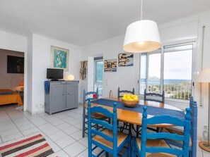House, 3 Bedrooms, Terrace | Dining room - Global Graciosa Blanco 8442 (Llanca)