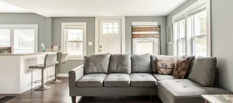 3-bedroom house in charming Meredith with WiFi, AC. Enjoy your stay