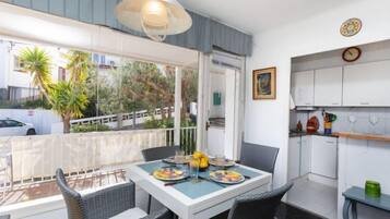 House, 3 Bedrooms, Terrace | Outdoor dining