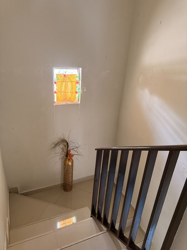 Interior - 20 minutes from the Monterrey arena! InHouse Suites (Monterrey)