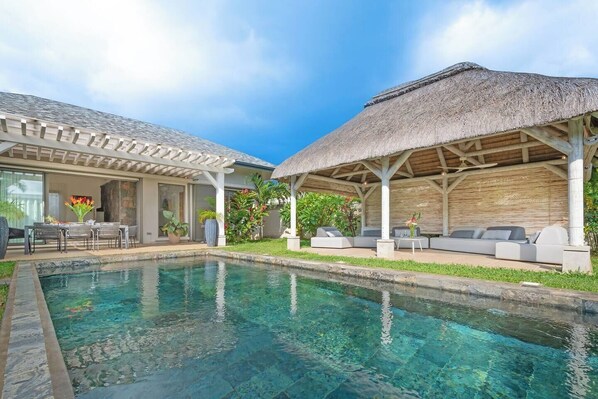 Pool - Sumptuous villa Mahé,4 bed, 5 min from the beaches (Rivière du Rempart District)